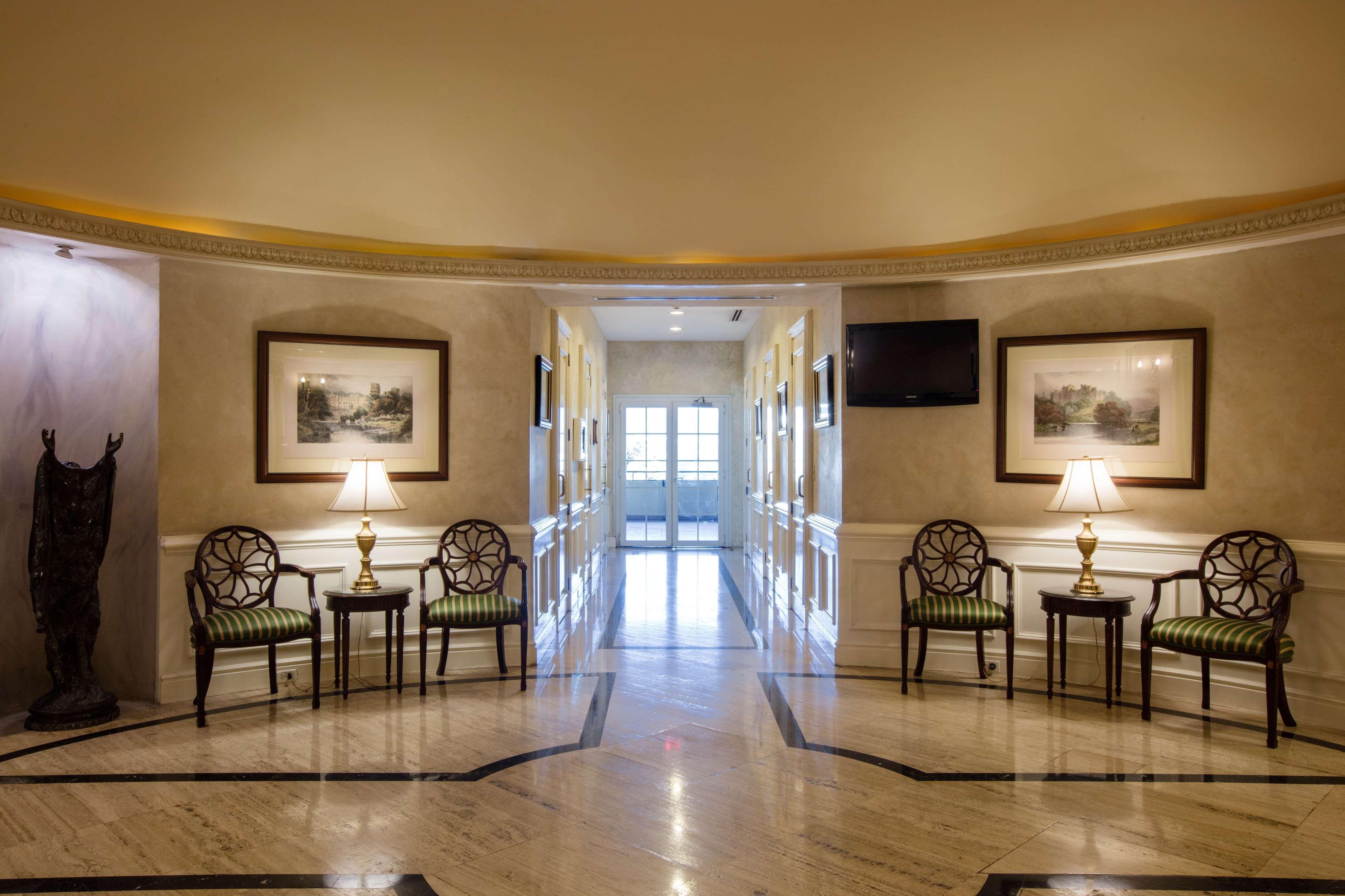 Barcelo San Salvador Otel Dış mekan fotoğraf The lobby of the hotel