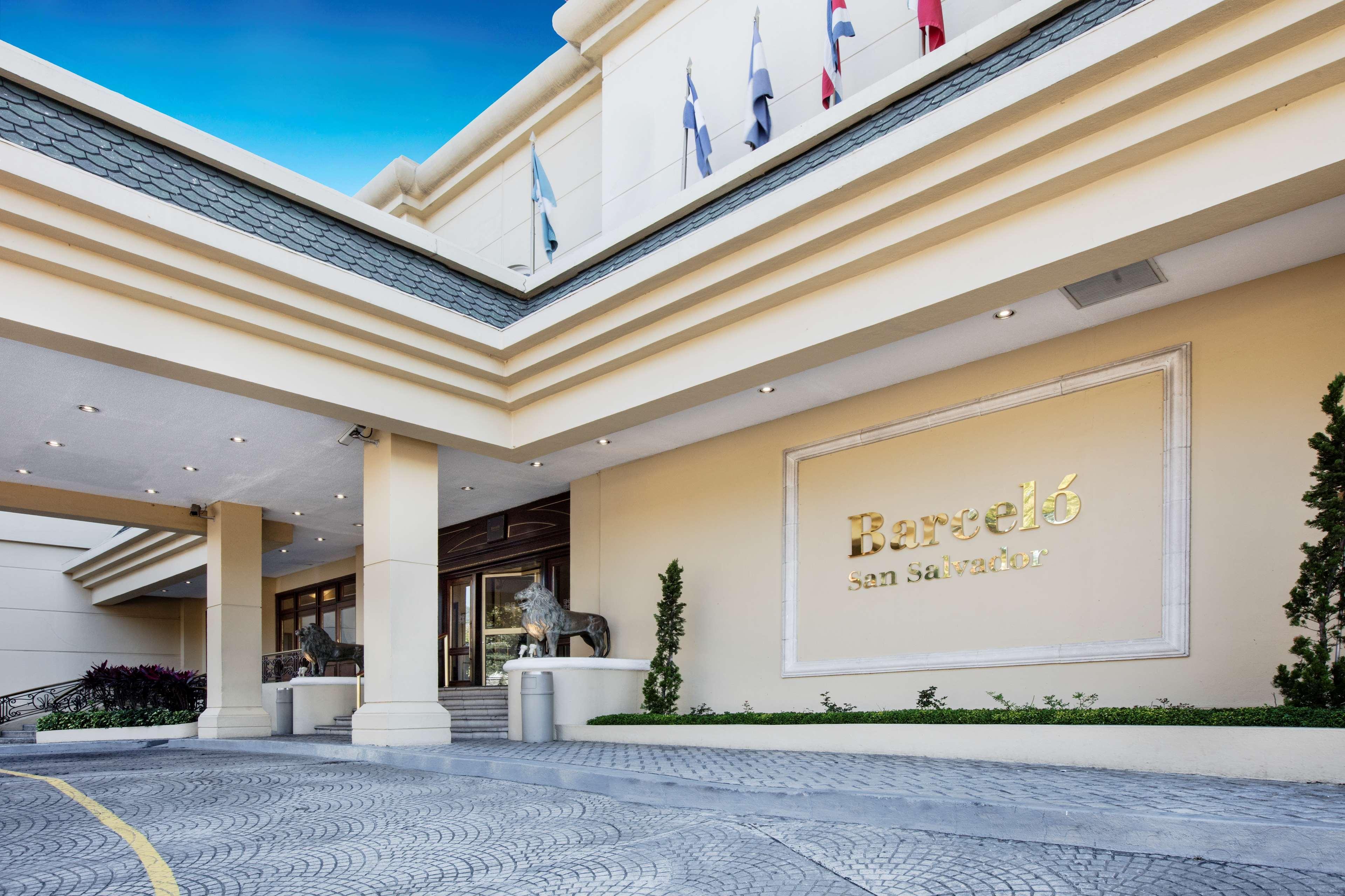 Barcelo San Salvador Otel Dış mekan fotoğraf The hotel's entrance
